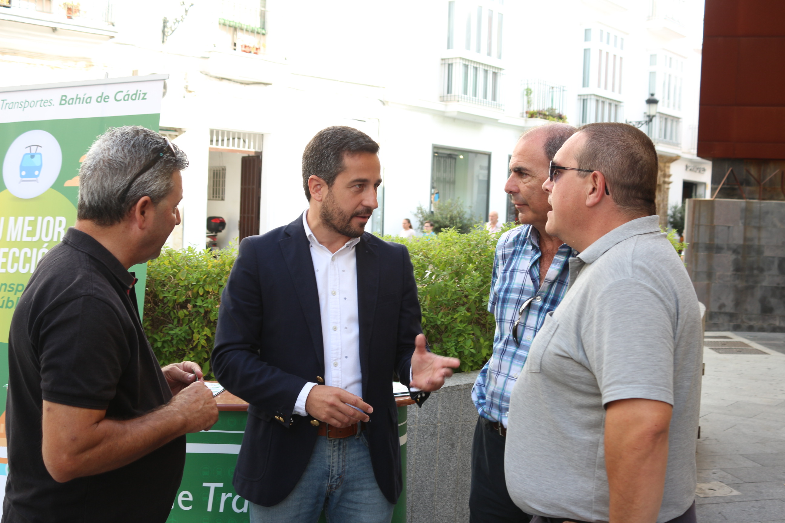 CHICLANA: Stand informativo Consorcio de Transporte Bahía de Cádiz