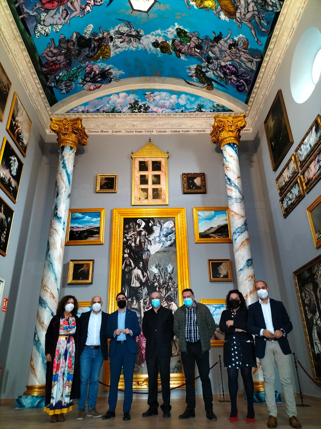 Autoridades en la inauguración de la Capilla del Arte