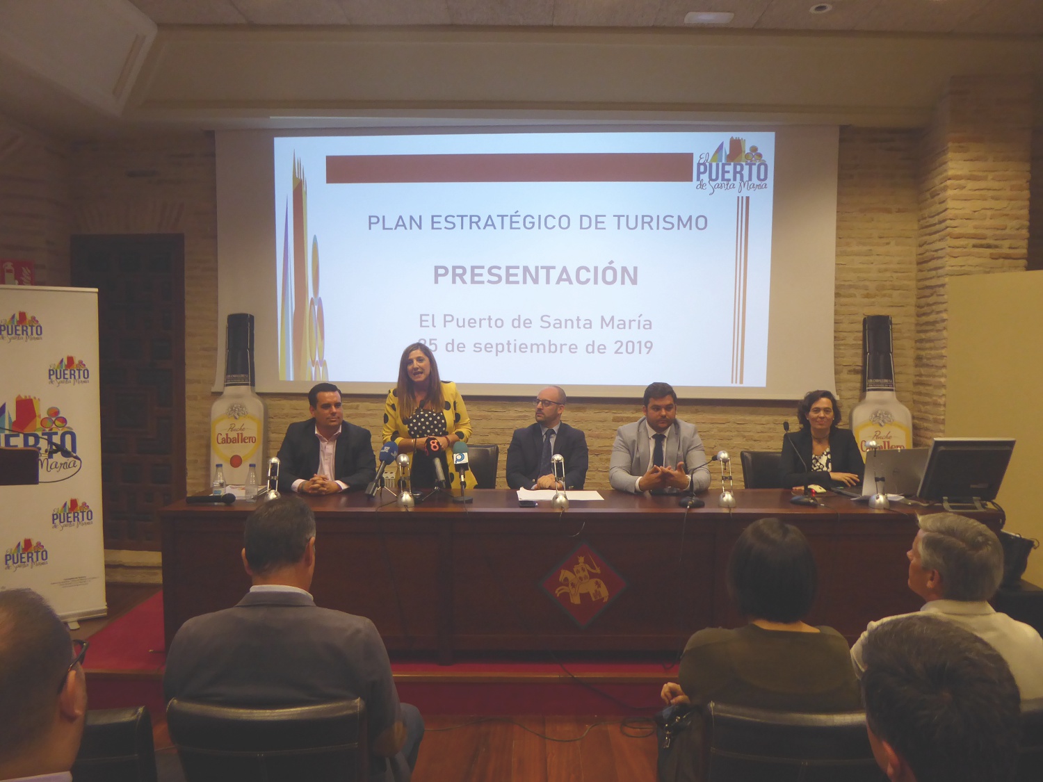 Presentacion del Plan de turismo de El Puerto_interviene Irene Garcia