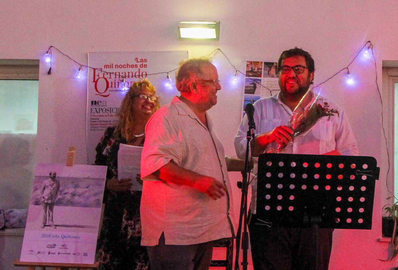 jaime armario recibe premio 