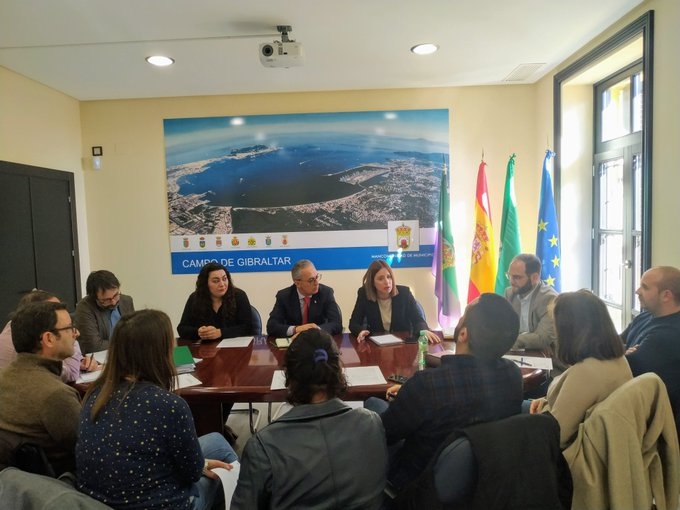 Con los representantes de los municipios de la comarca