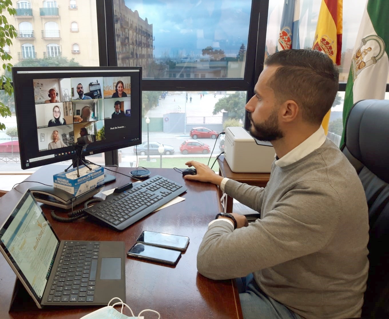 Mario Frnández durante el encuentro virtual