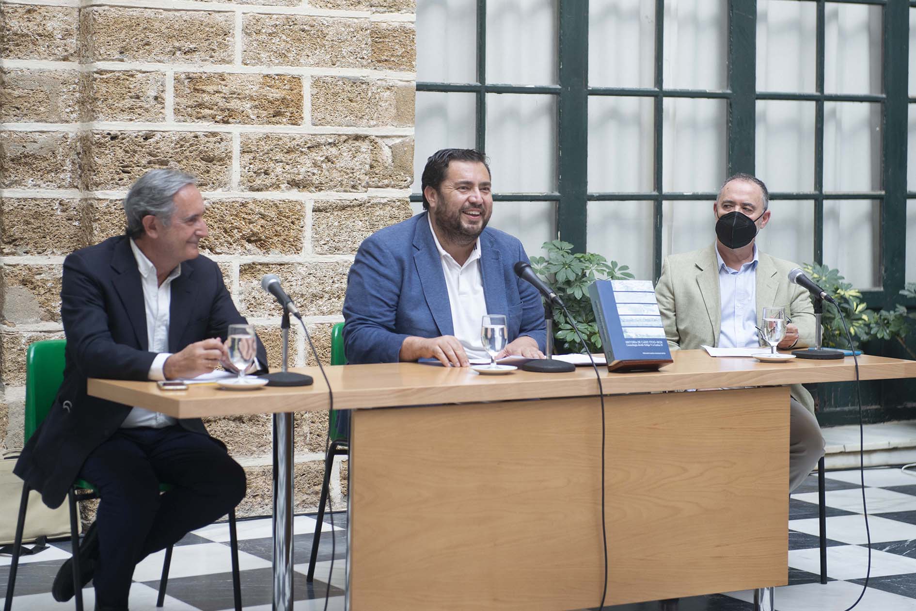 presentacion libro historia