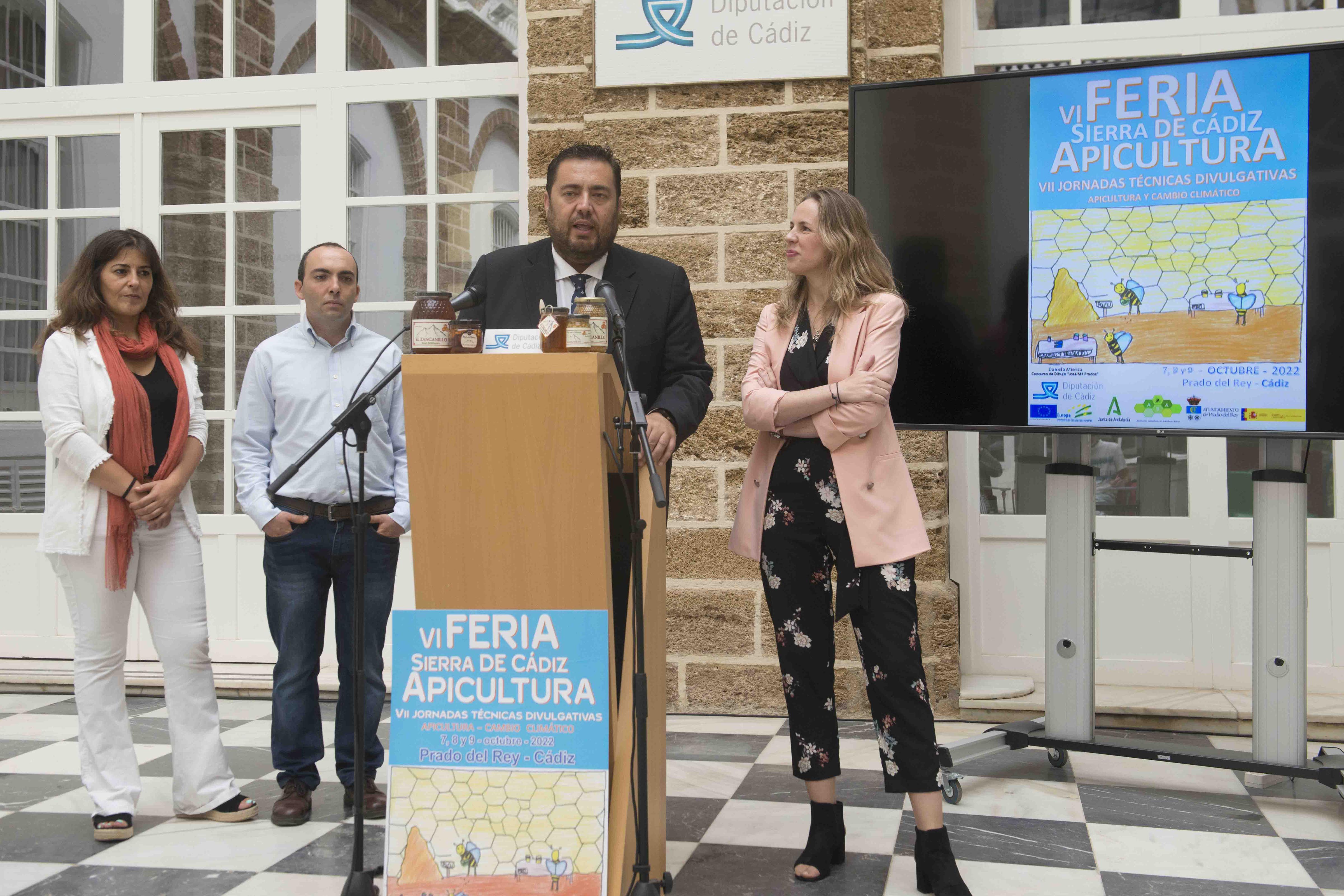 Jaime Armario interviene en la presentación de la Feria de la Apicultura Sierra de Cádiz