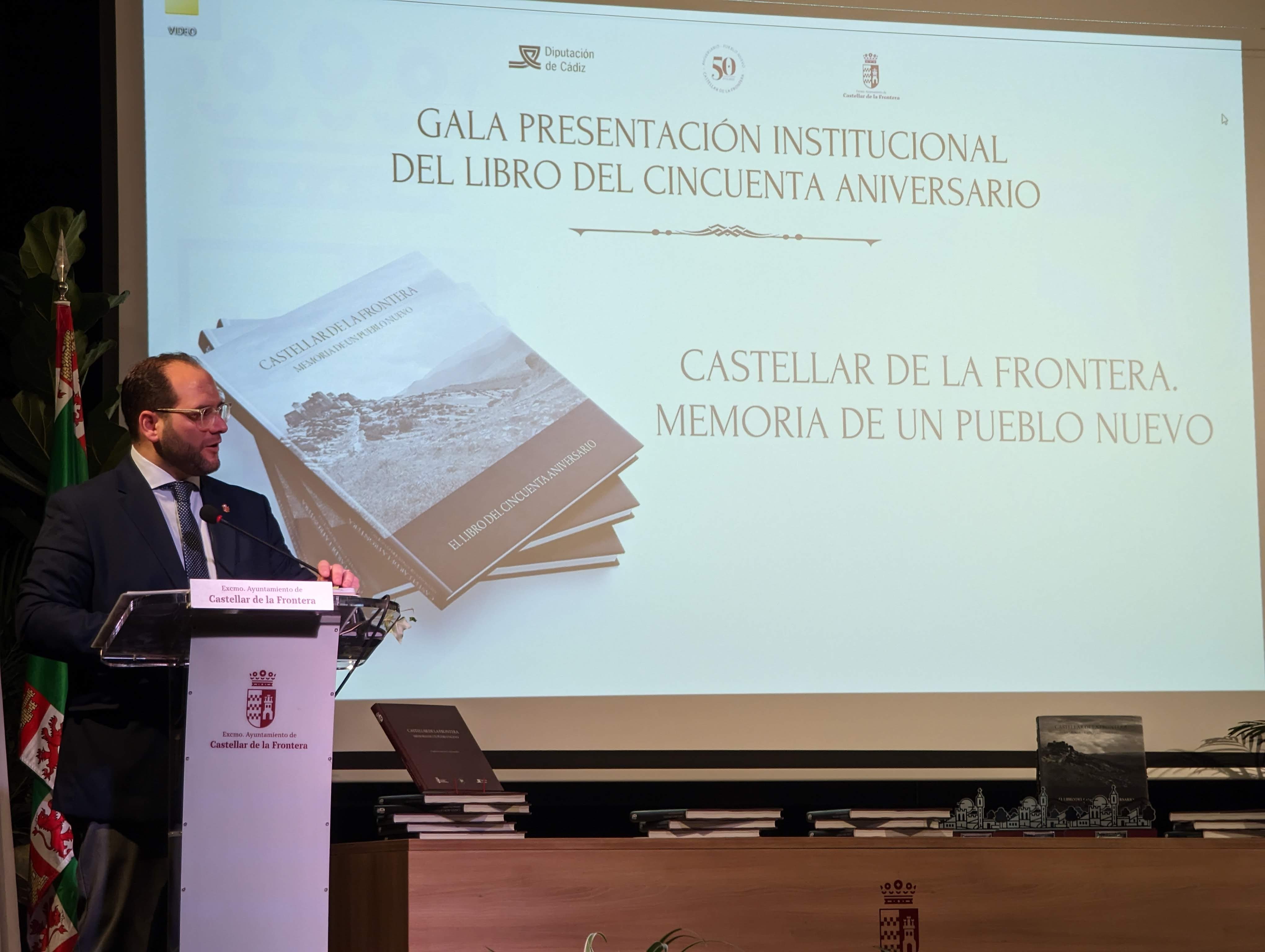 libro sobre el pueblo nuevo de Castellar_Adrian Vaca