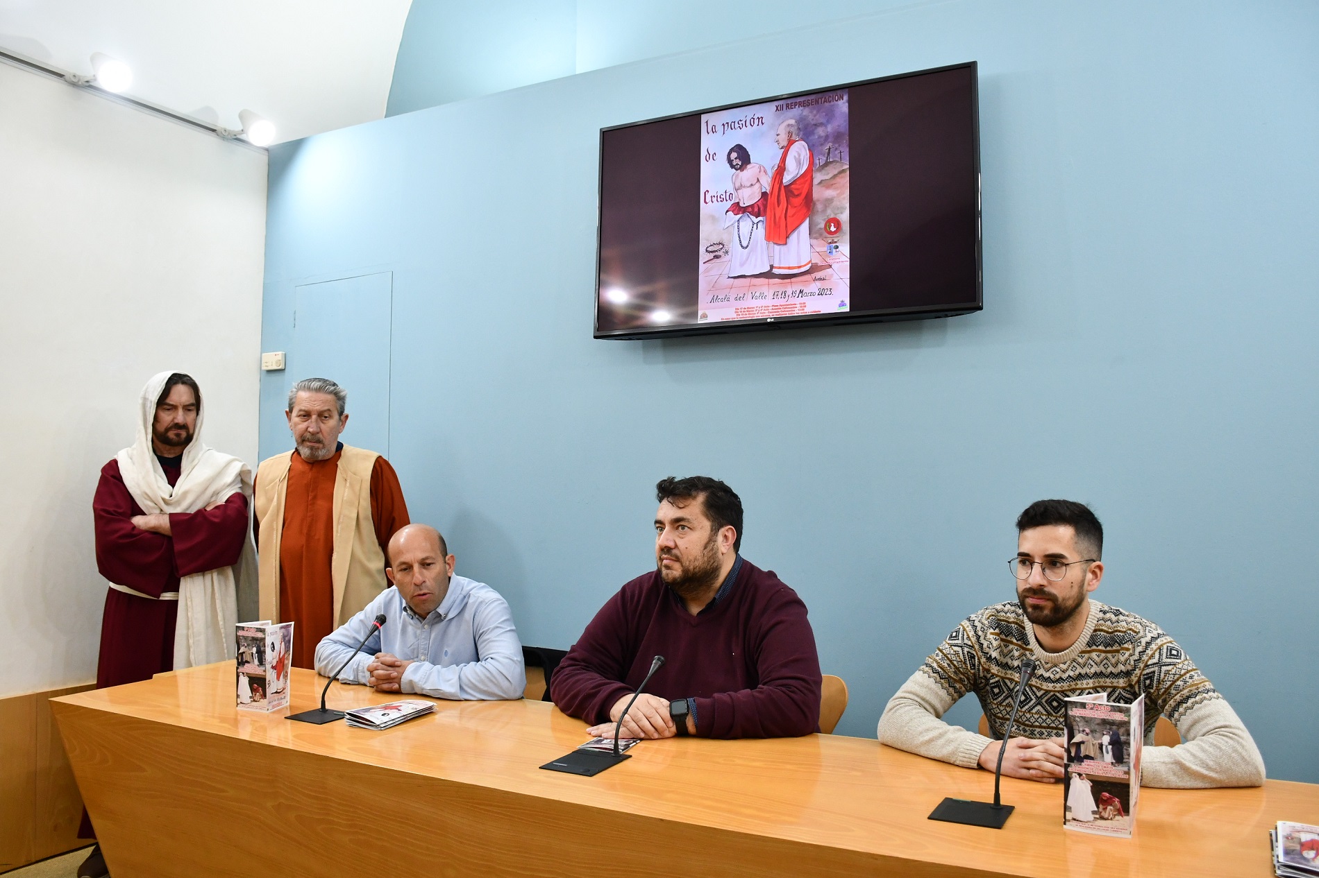 Aguilera, Armario y Moncada, durante la presentación de La Pasión de Cristo