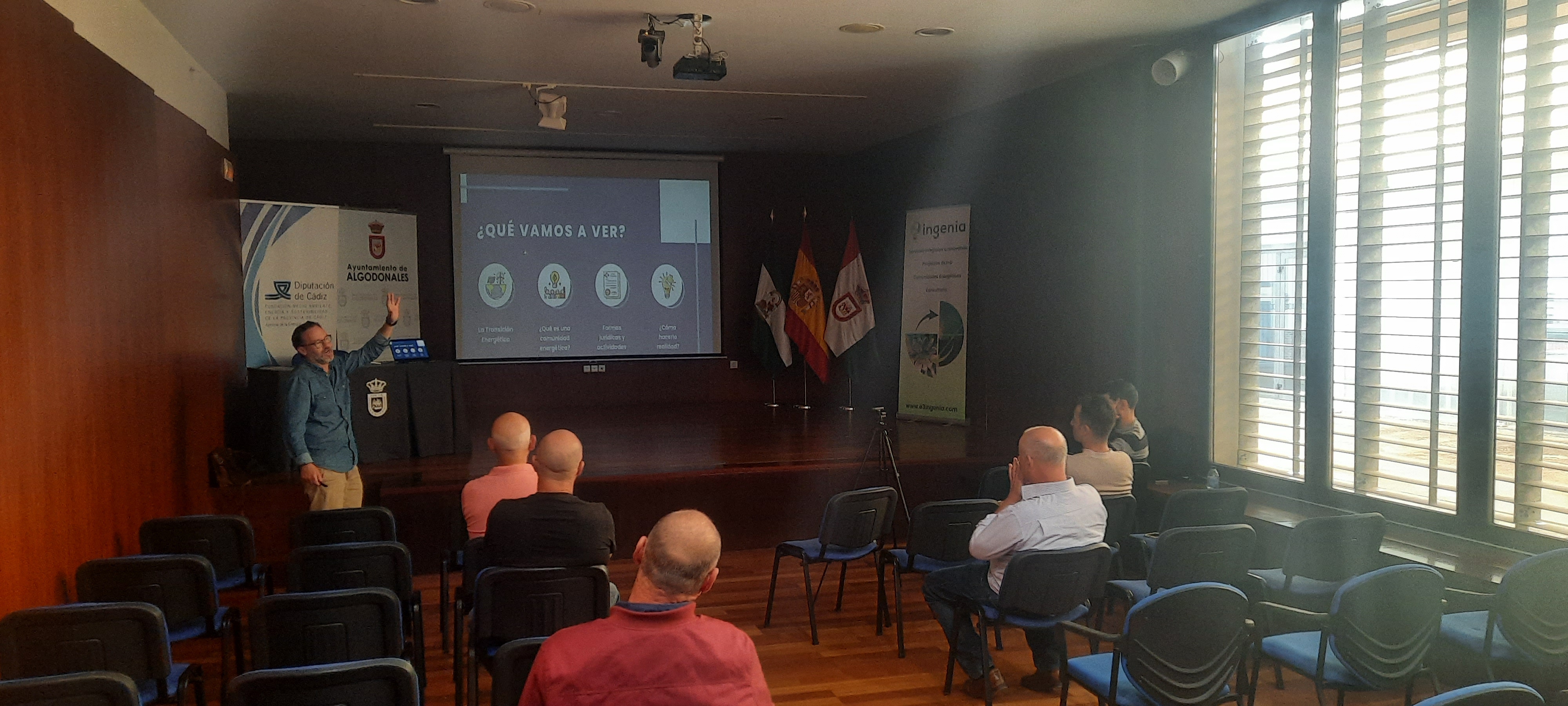 charla comunidades energéticas algodonales