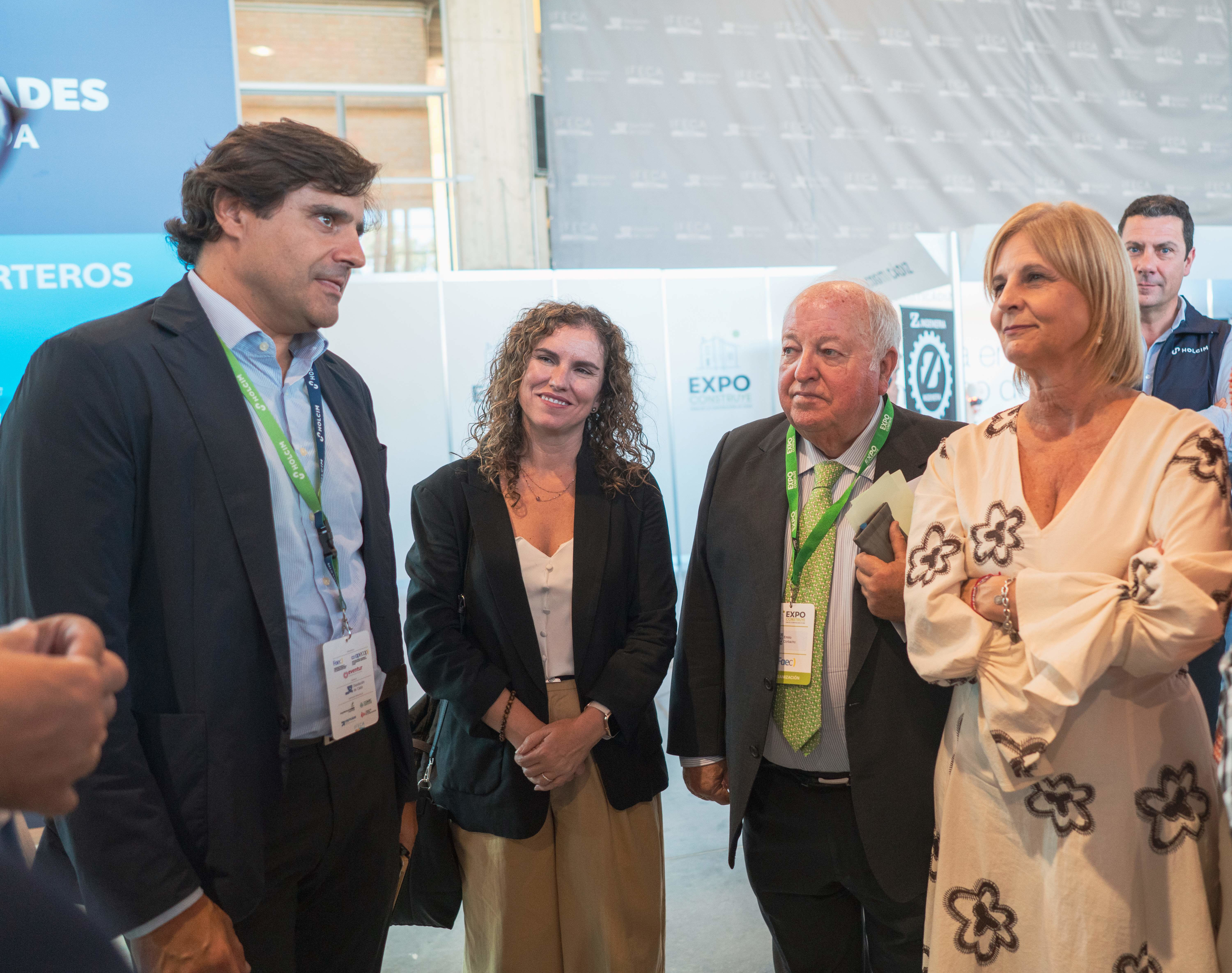 Autoridades en Expoconstruye