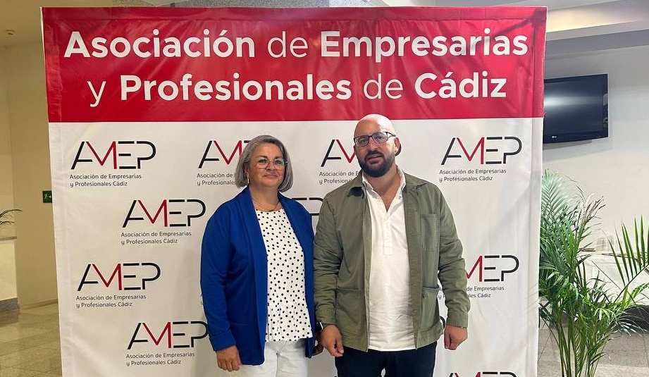 German Beardo con la presidenta de AMEP