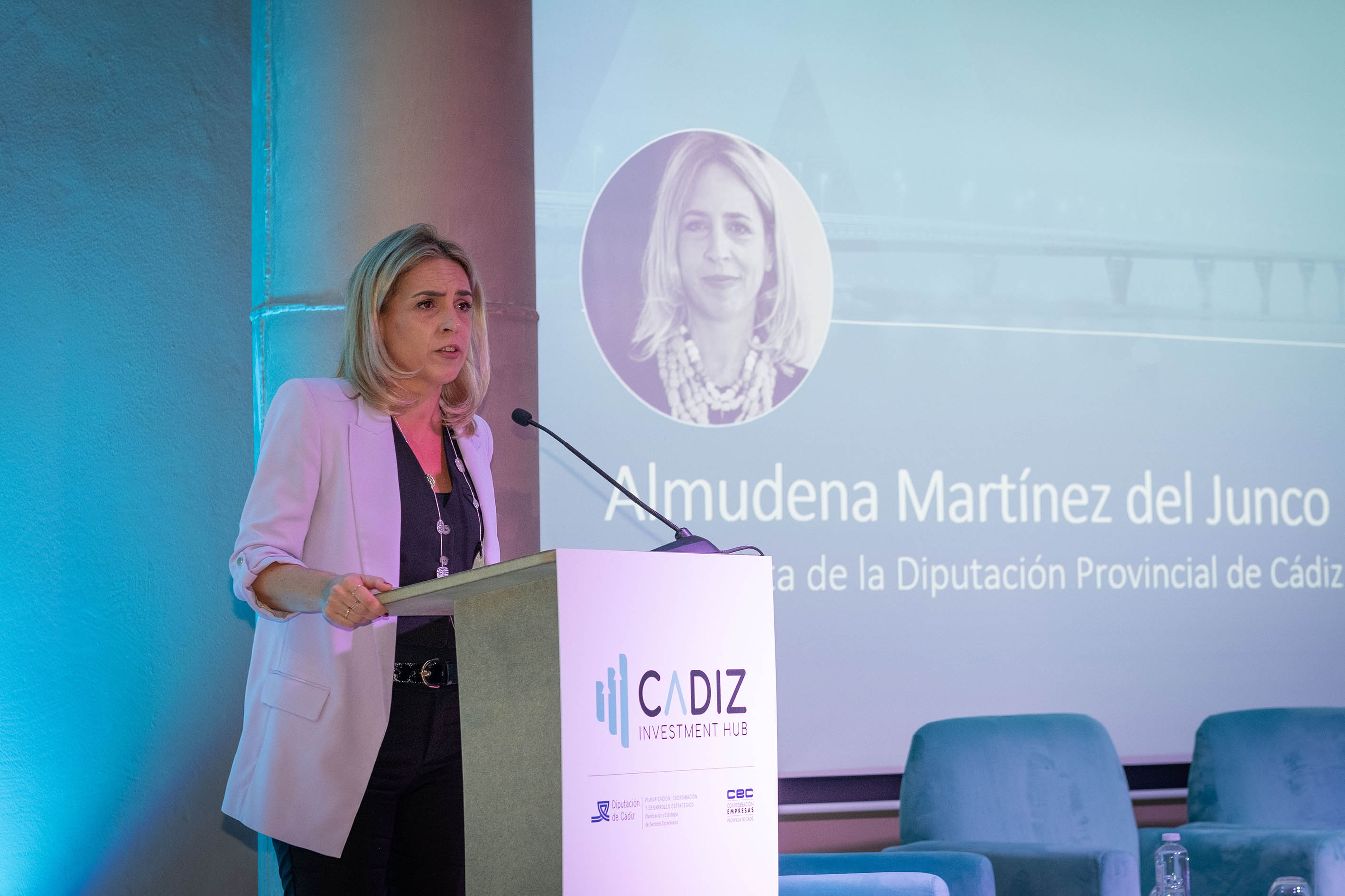 Almudena Martínez interviene en la presentación del Cadiz Investment Hub