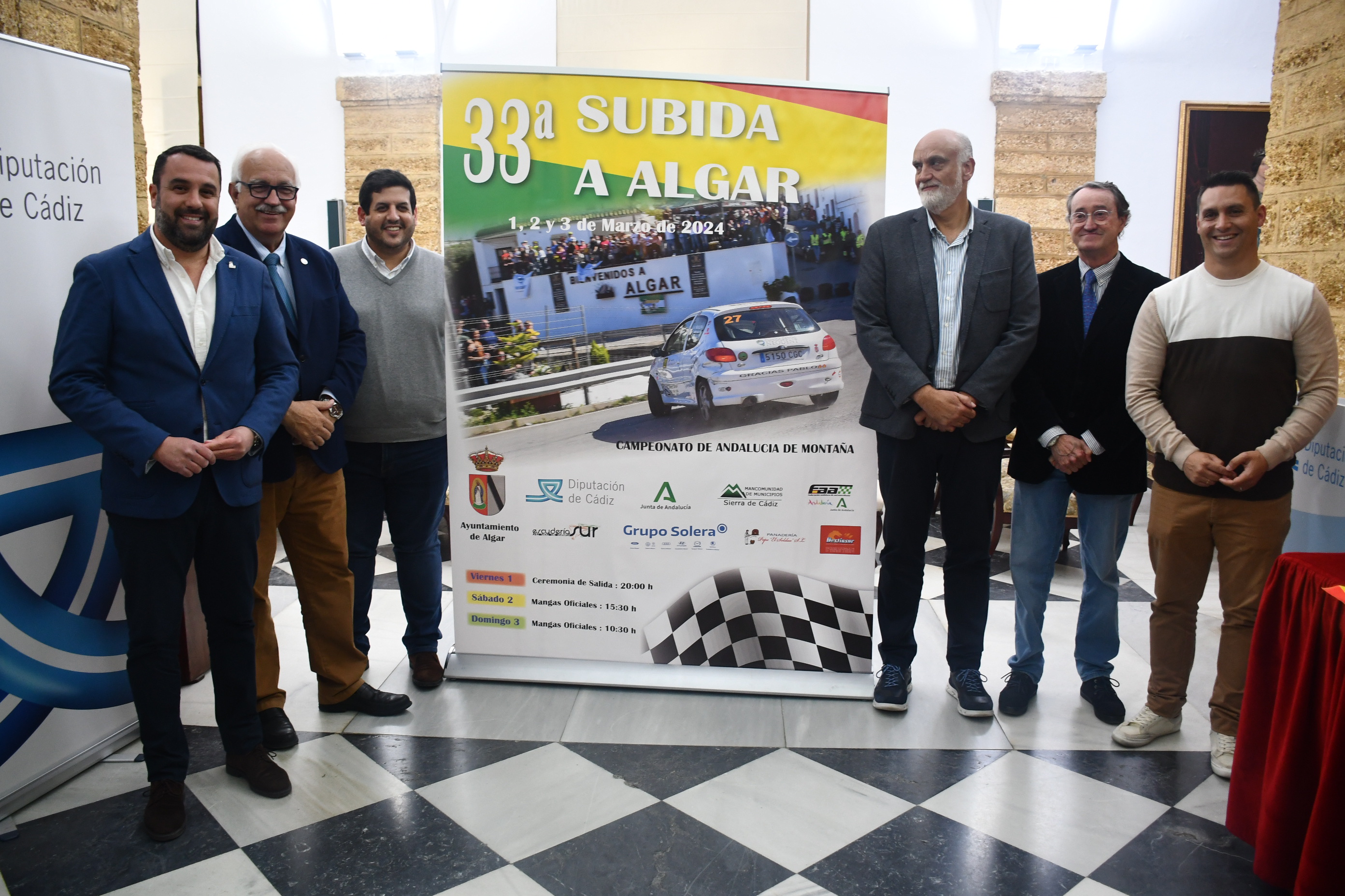 foto de grupo Subida a Algar