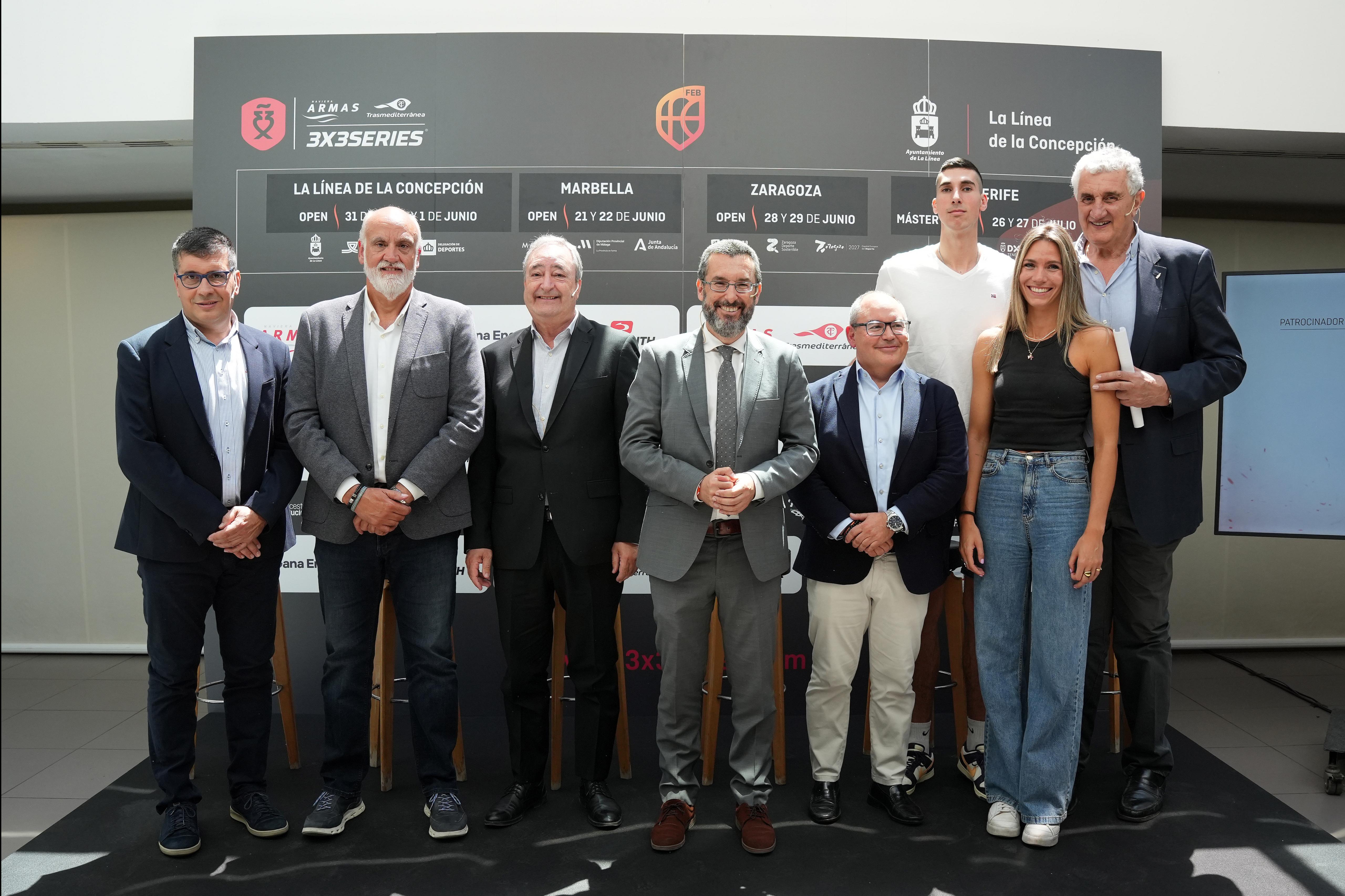 la linea baloncesto
