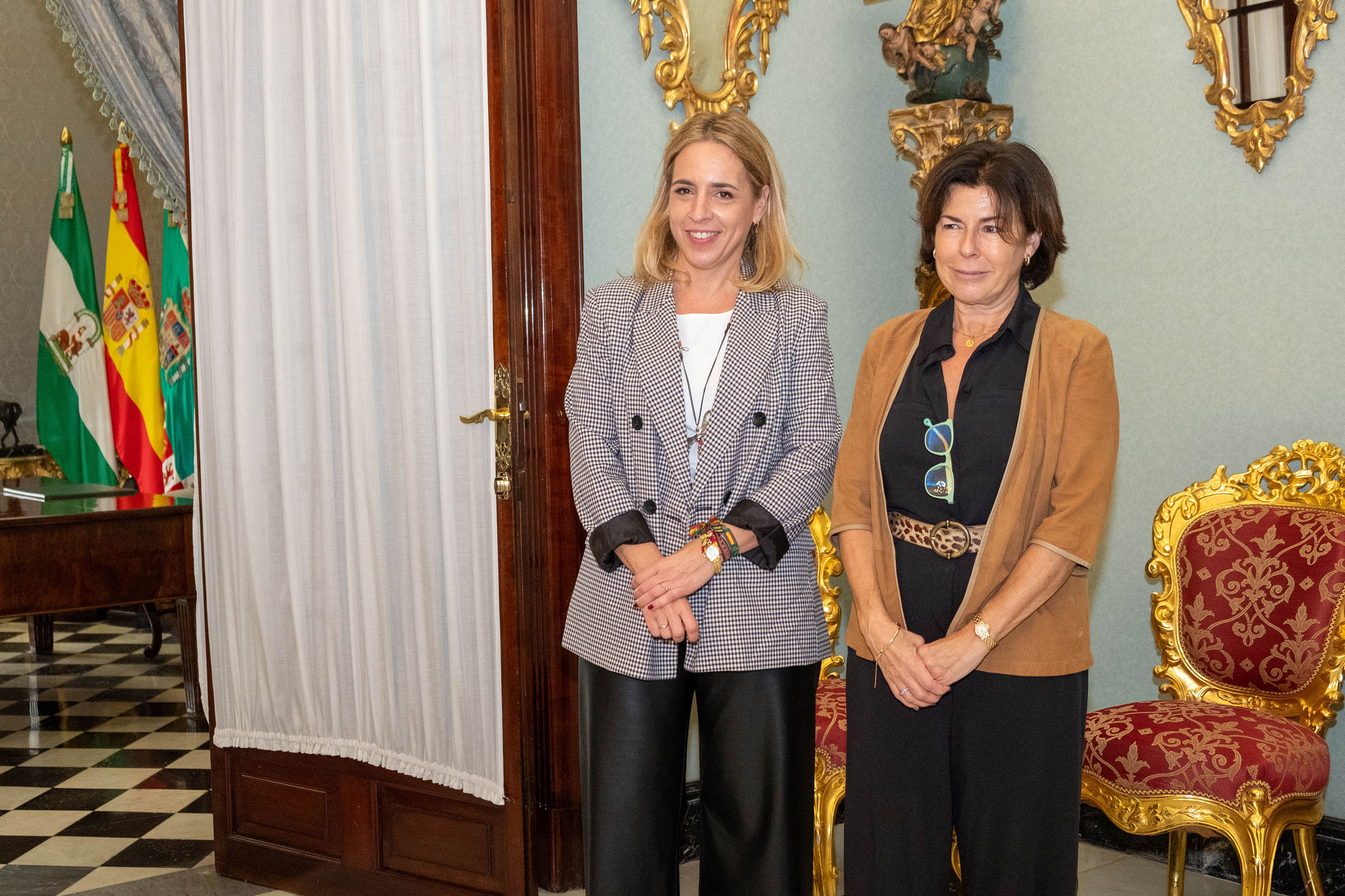 Almudena Martínez y Carmen López
