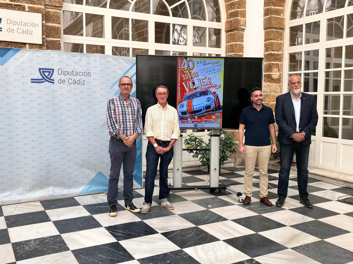 Subida a Vejer presentada