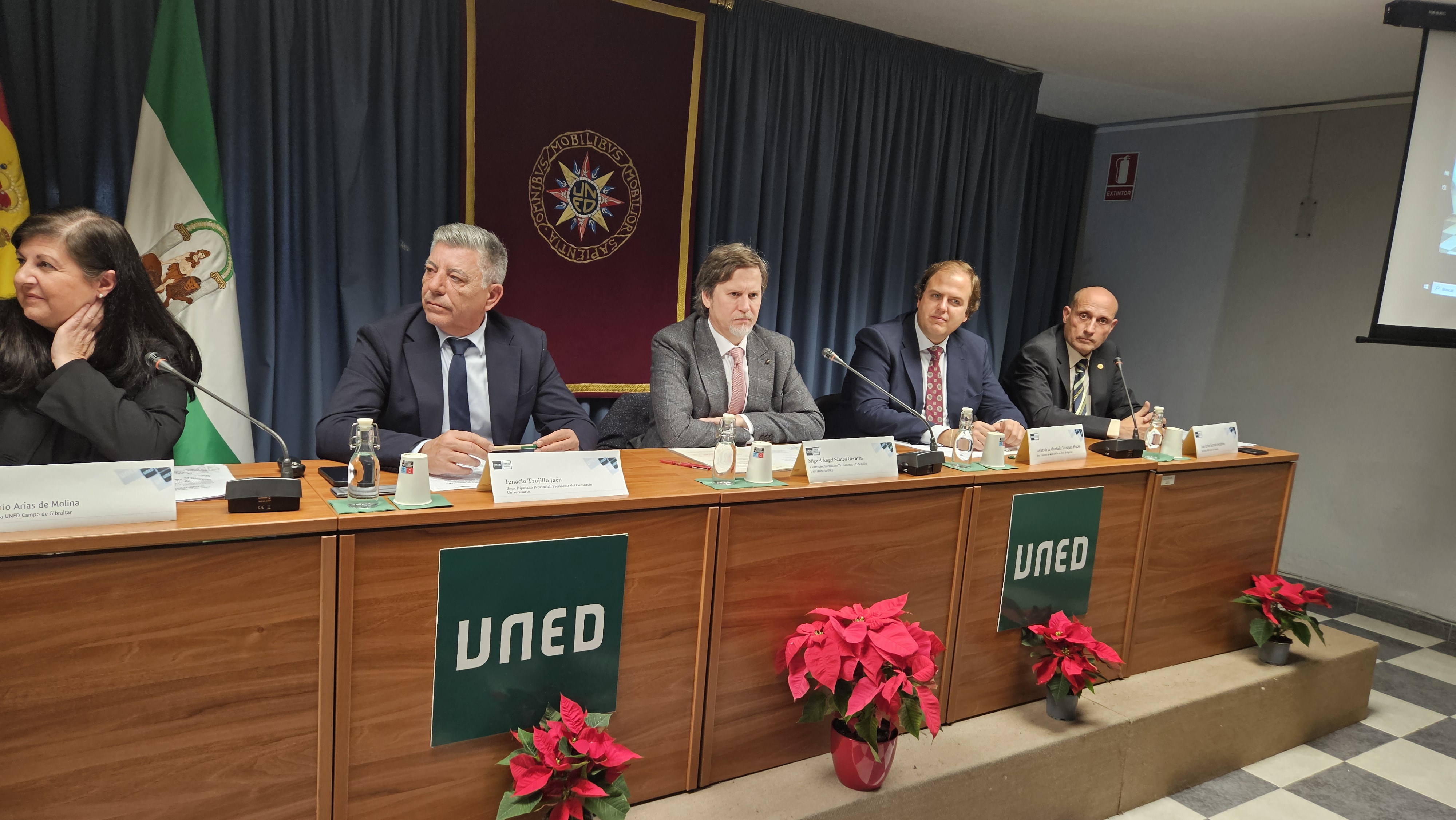 UNED CG 01