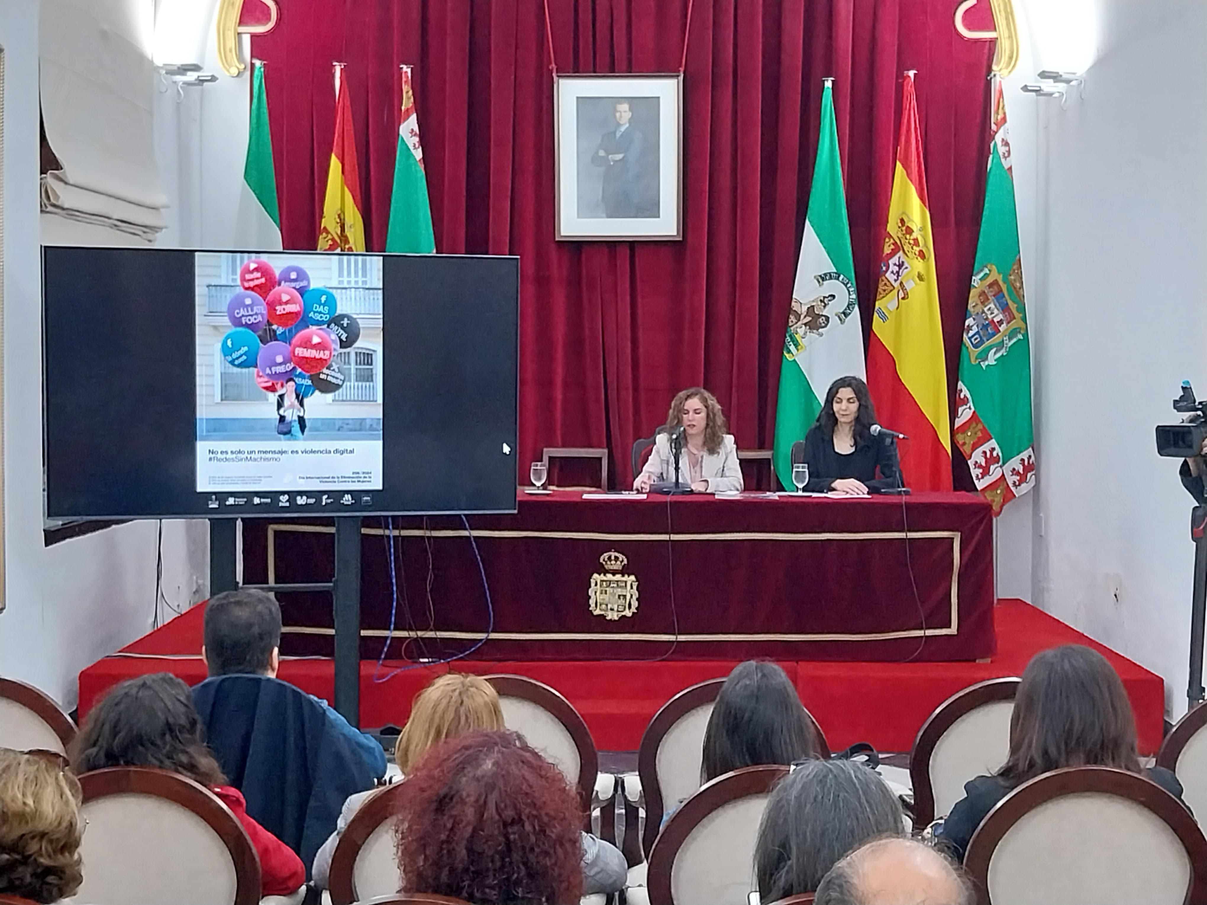 susana sanchez presenta a los ayuntamientos