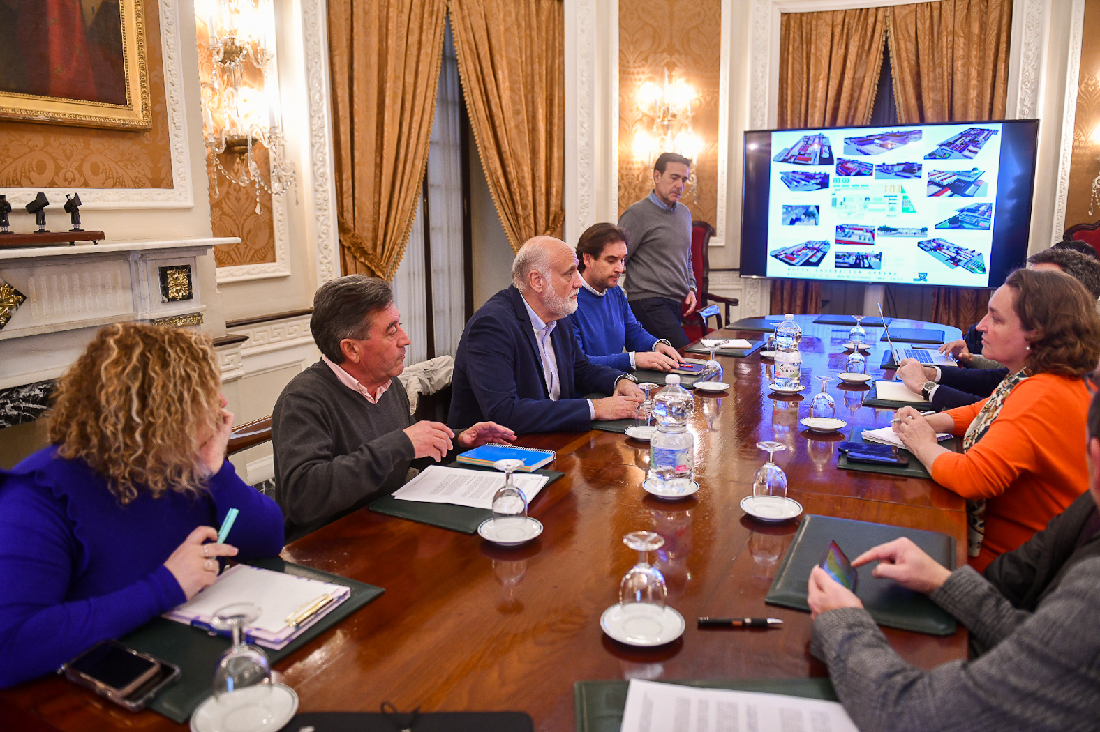 Reunión entre Vidal y de la Cuadra (2)