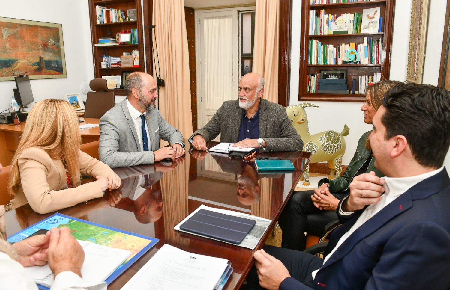 Javier Vidalcon el alcalde de Los Barrios