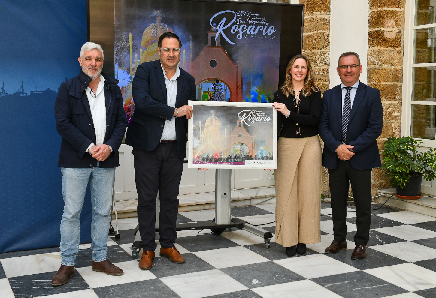 Cárdenas, Castells, Beltrán y Oliva durante la presentación de la Romería de El Cuervo