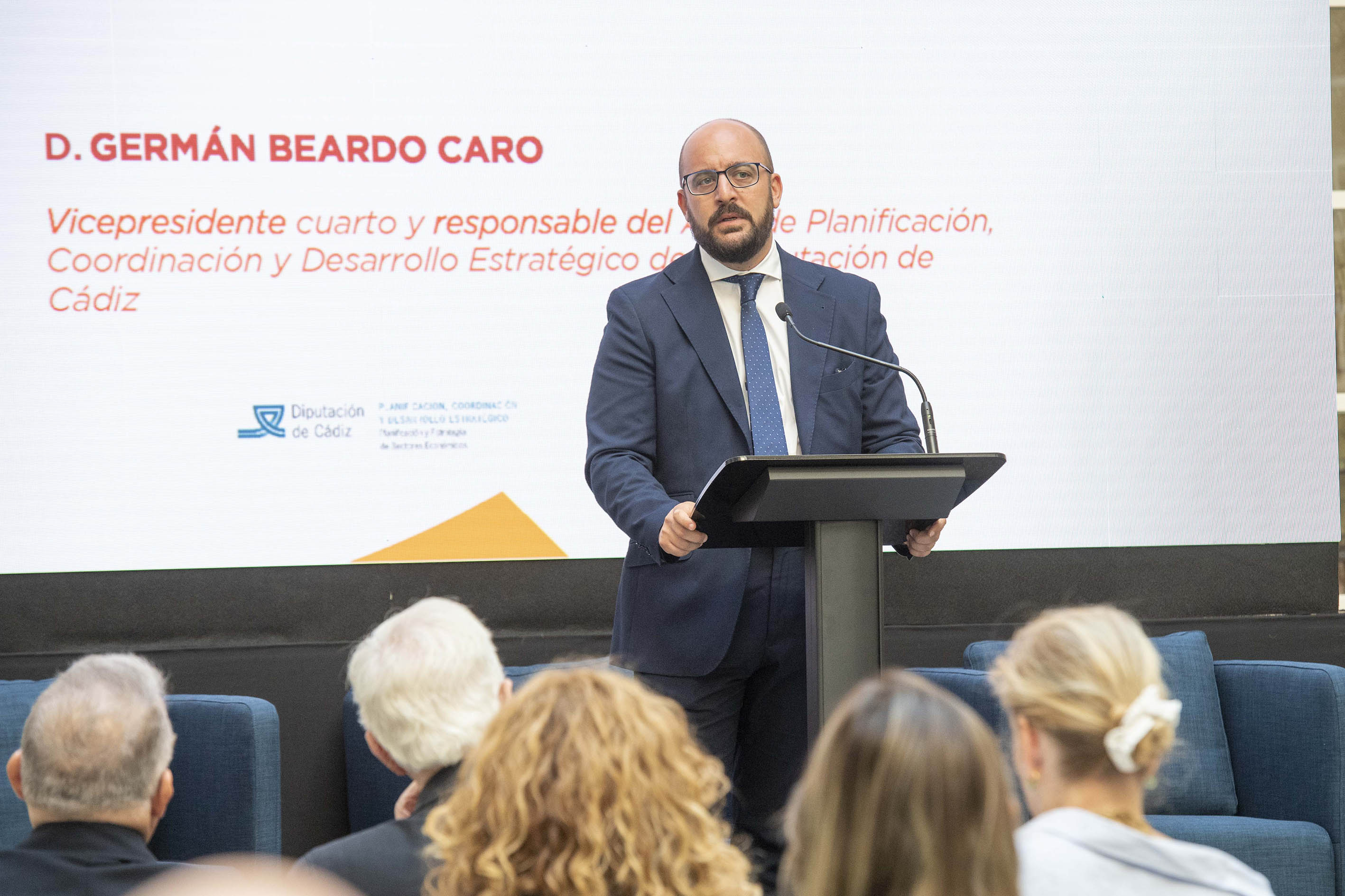 German-Beardo-interviene-en-la-apertura-del-Foro-Cadiz-Digital.JPG_541957993