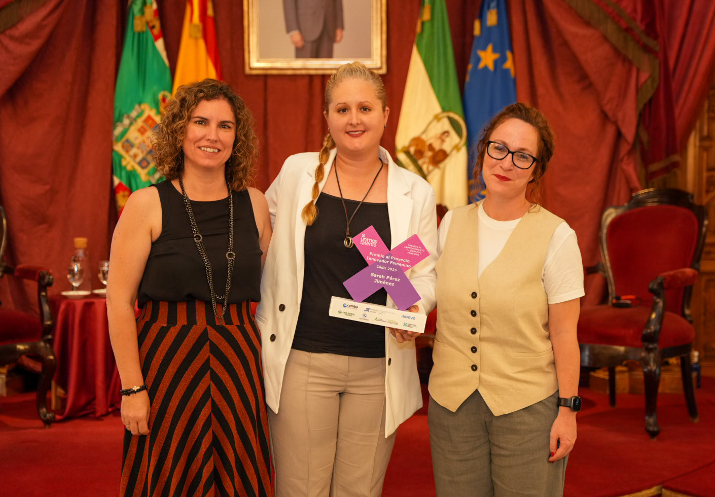 Premios emprendimiento_Susana Sanchez con premiada