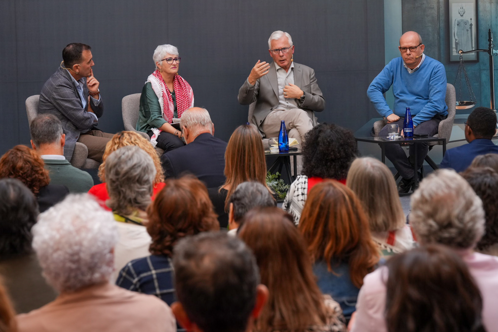 mesa sobre franquismo procesado