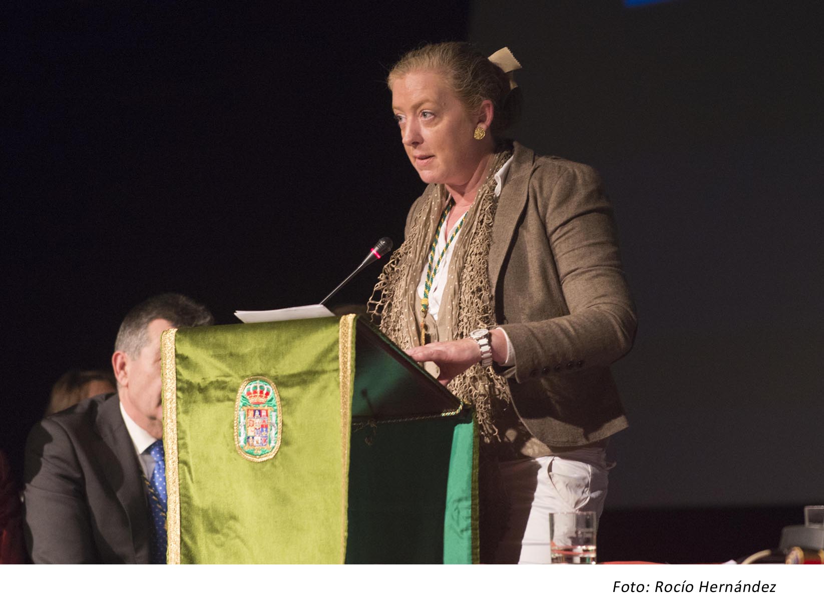 22 Teresa Yribarren presenta méritos de Mariana Cornejo