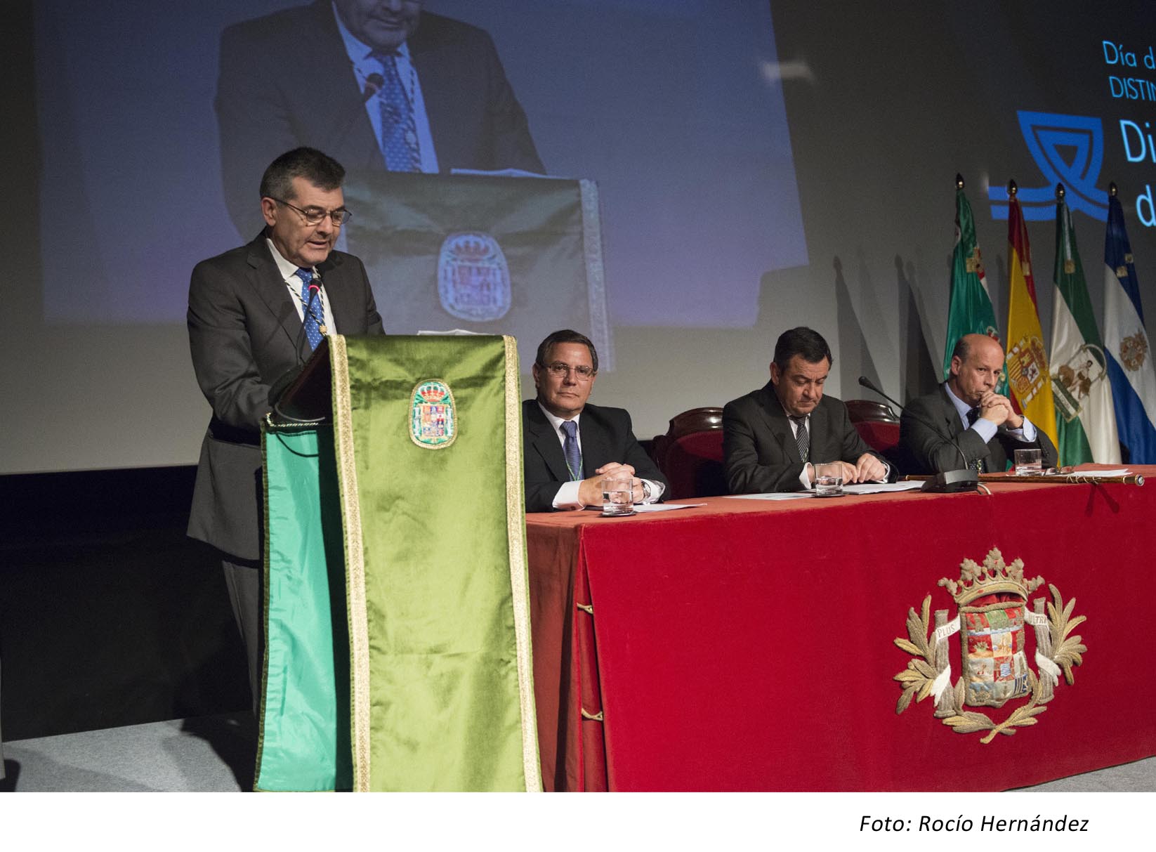 32 Luis Ángel Fernández expone mértios de La Salle