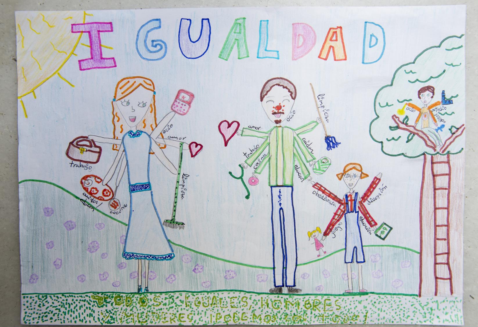 Premiados los mejores dibujos sobre familia e igualdad de alumnado de  infantil y primaria