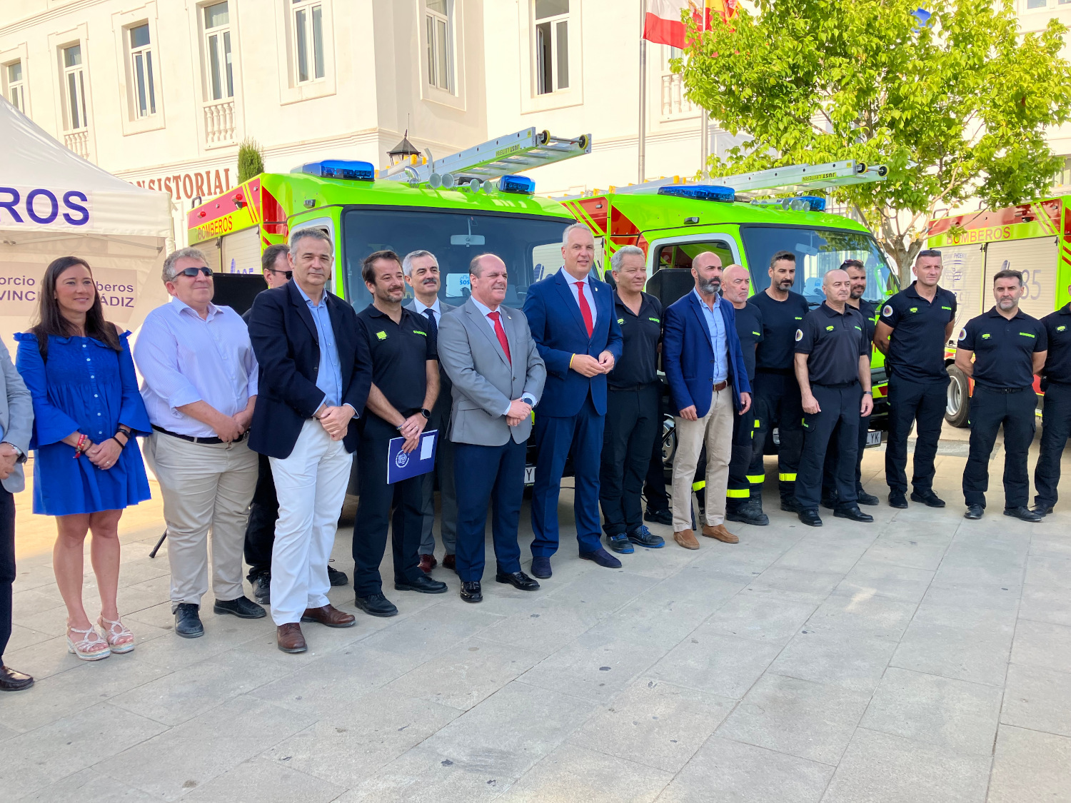 presentacion de nuevos vehiculos BUL en San Roque