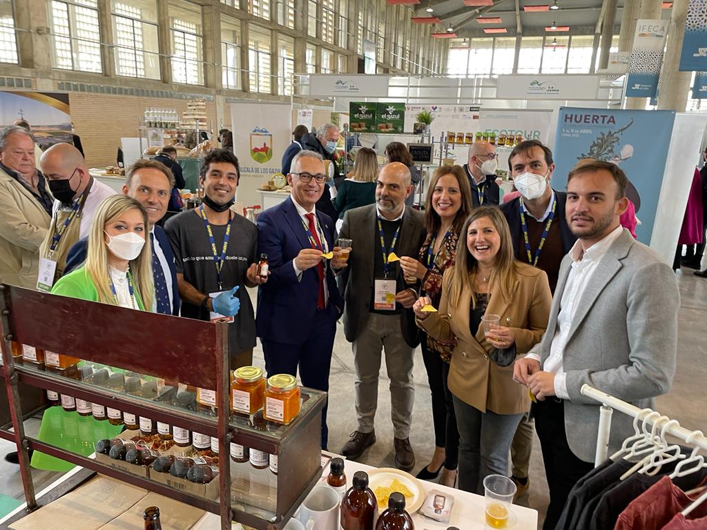 inauguración de la Feria Bienmesabe estand Tarifa