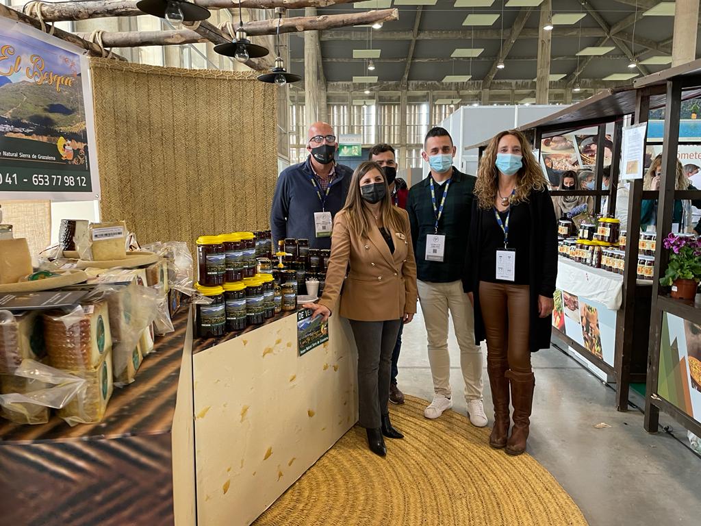 inauguración de la Feria Bienmesabe stadn el bosque