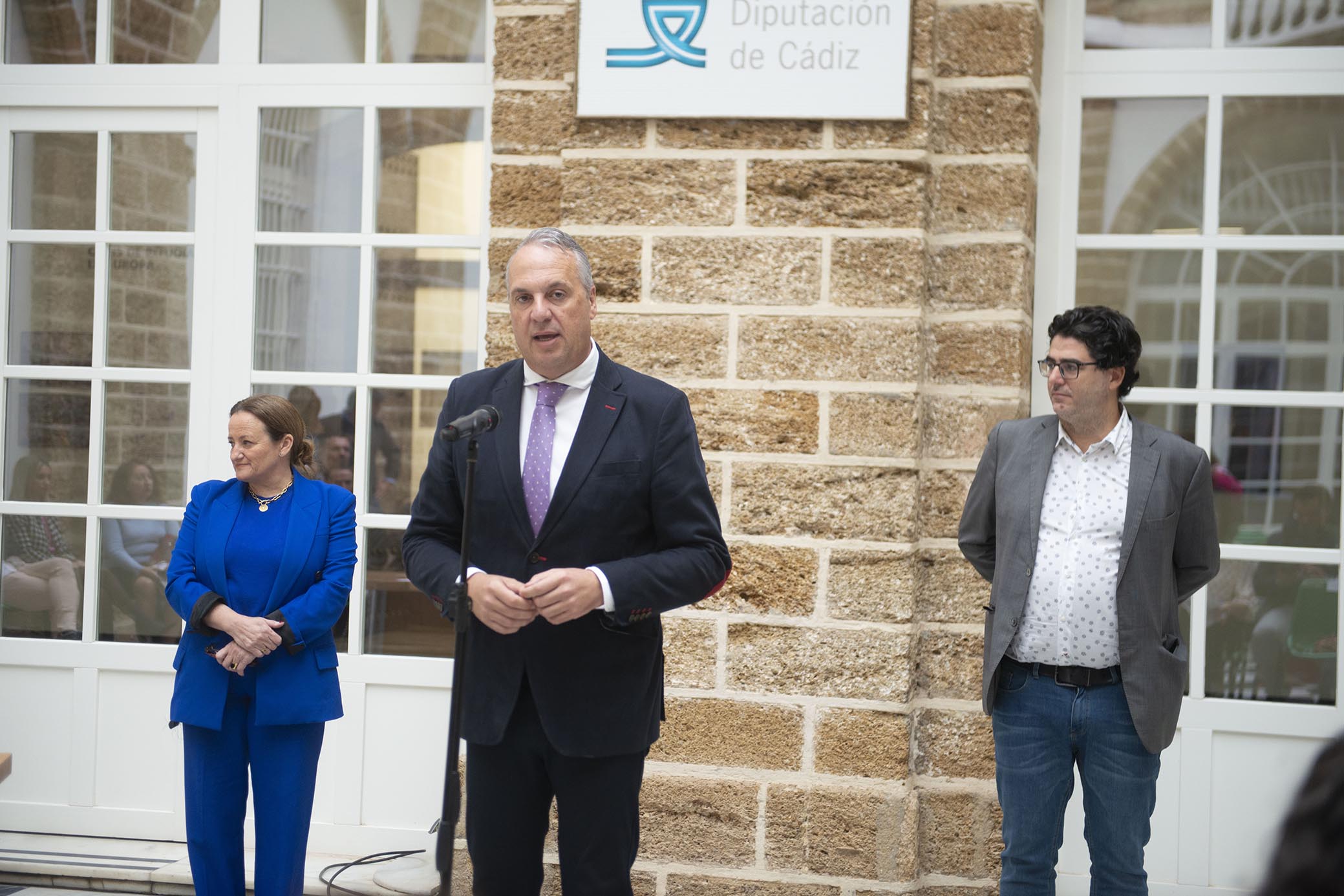 Juan Carlos Ruiz Boix, durante la presentación del I Pacto Provincial por la Igualdad en los medios