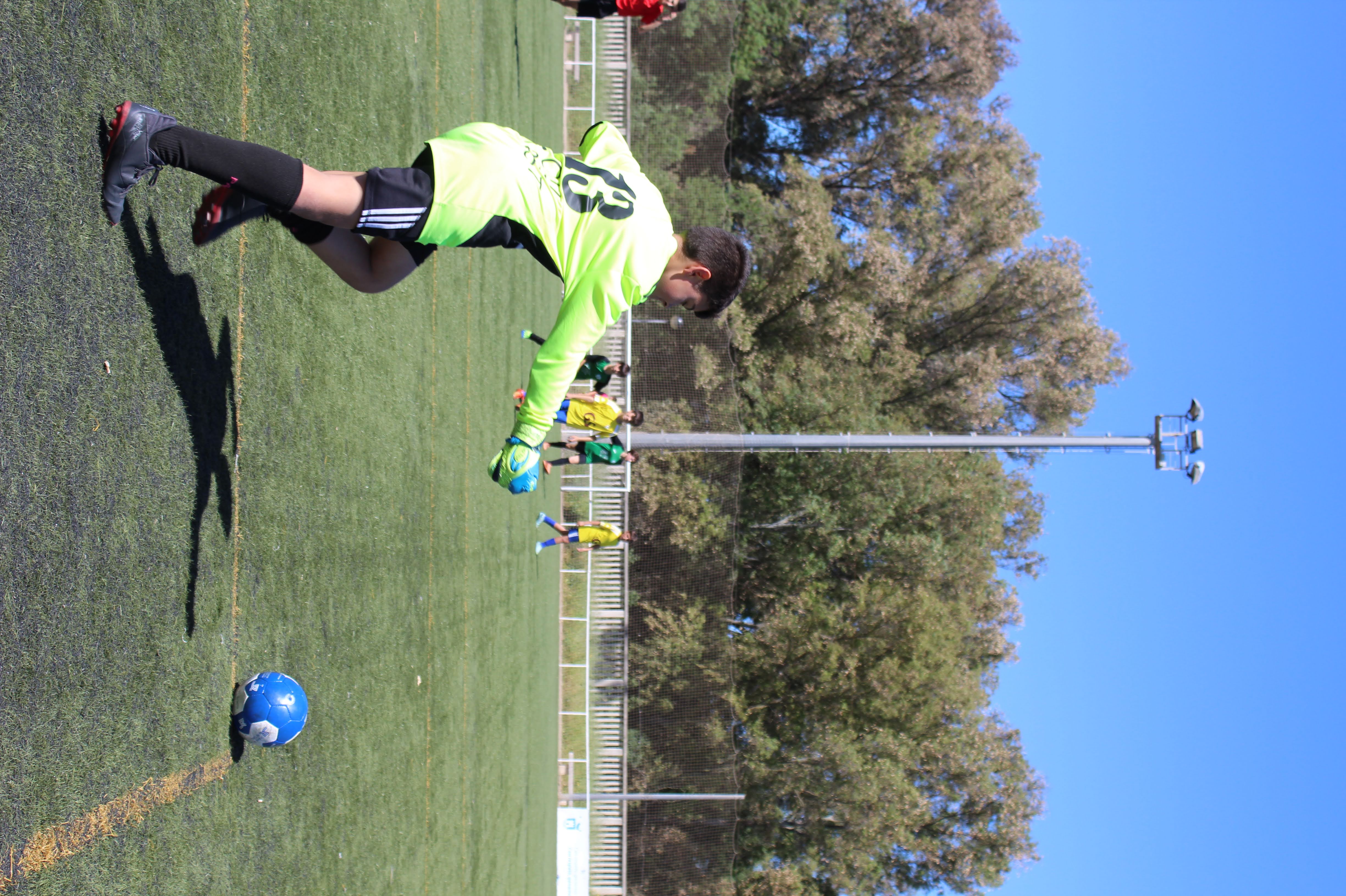 Clausura Copa Diputacion_guardameta saca el balon