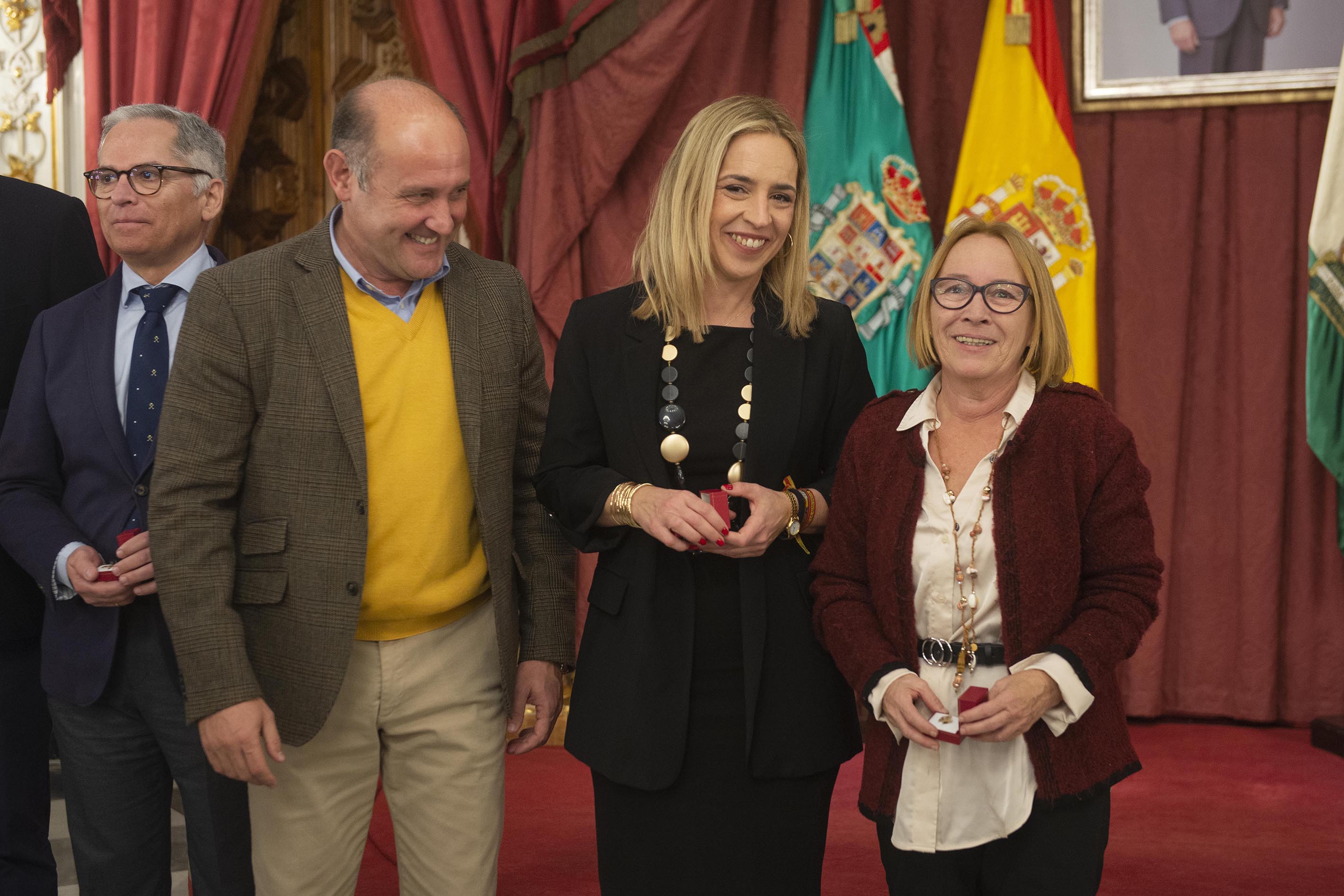 Acto de homenaje a personal con 20 años de servicio y jubilado en 2023 (7)