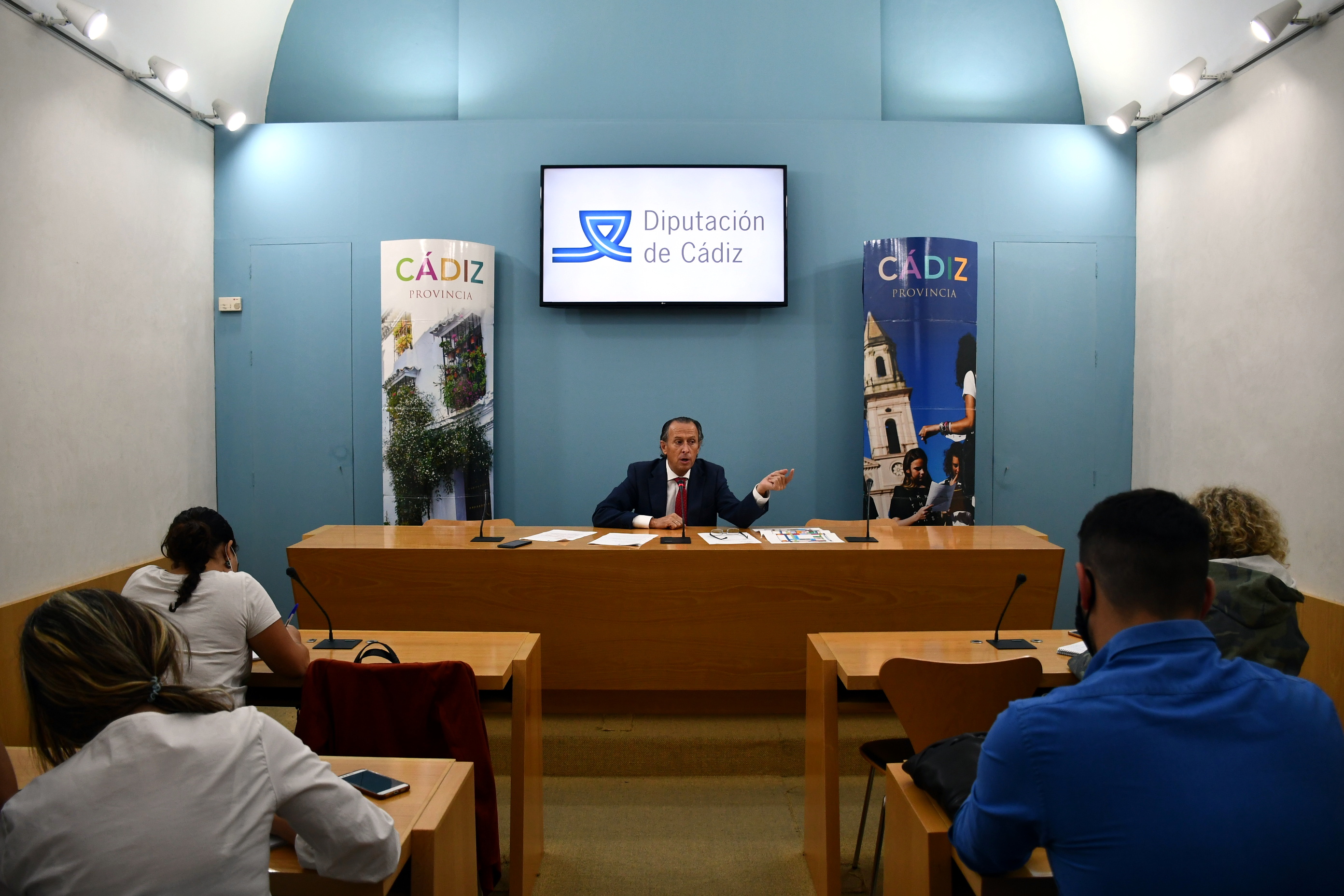 rp-roman-campañas-turismo 28102021 (2)