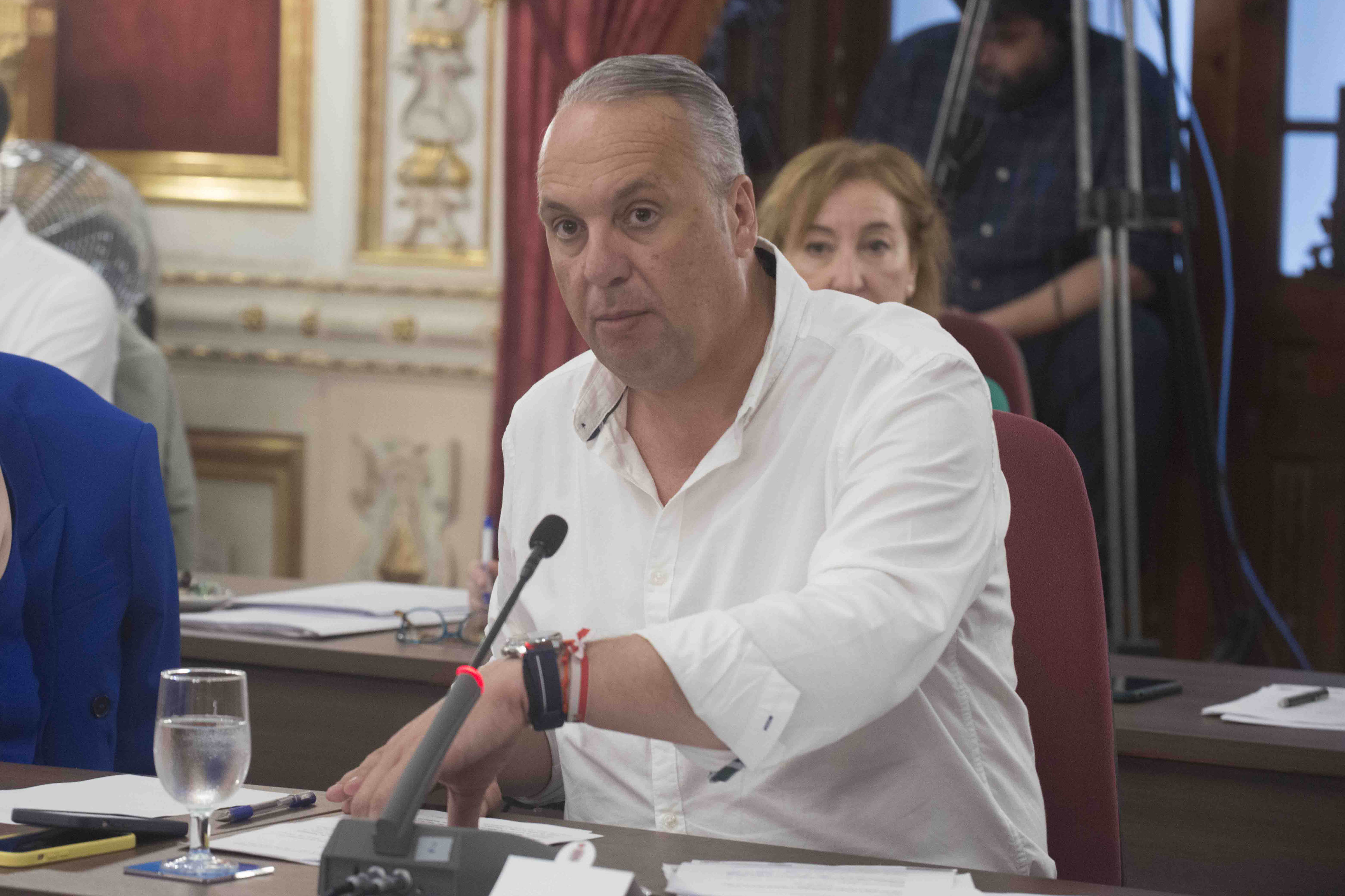 sesion plenaria de junio de 2022 en la que interviene Ruiz Boix