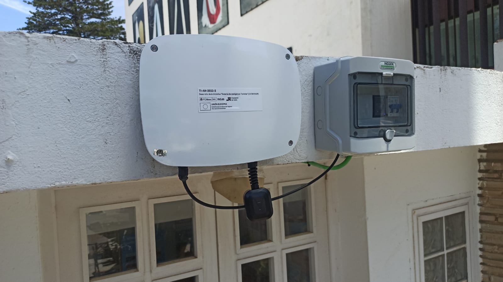 dispositivo ubicado en la oficina de turismo de Tarifa