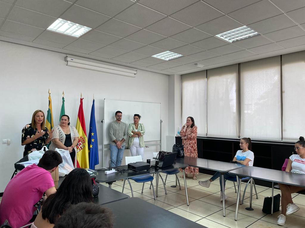 Inauguración del curso Dipuemplea en Paterna