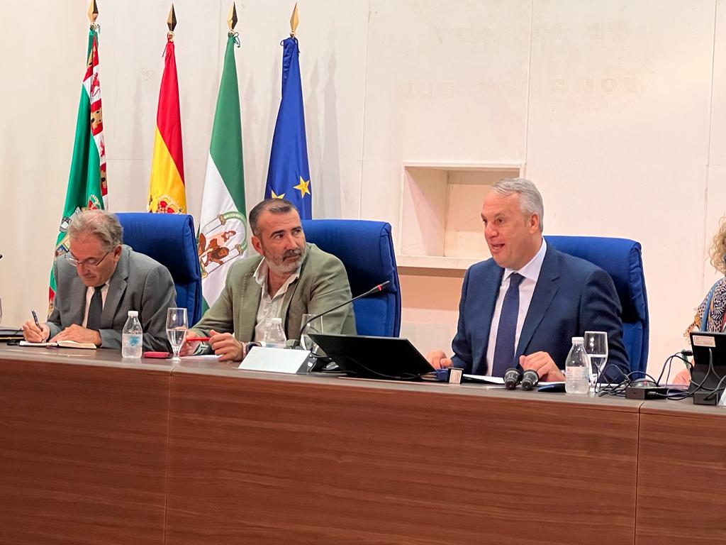 Ruiz Boix y Pizarro en la junta del consorcio de residuos
