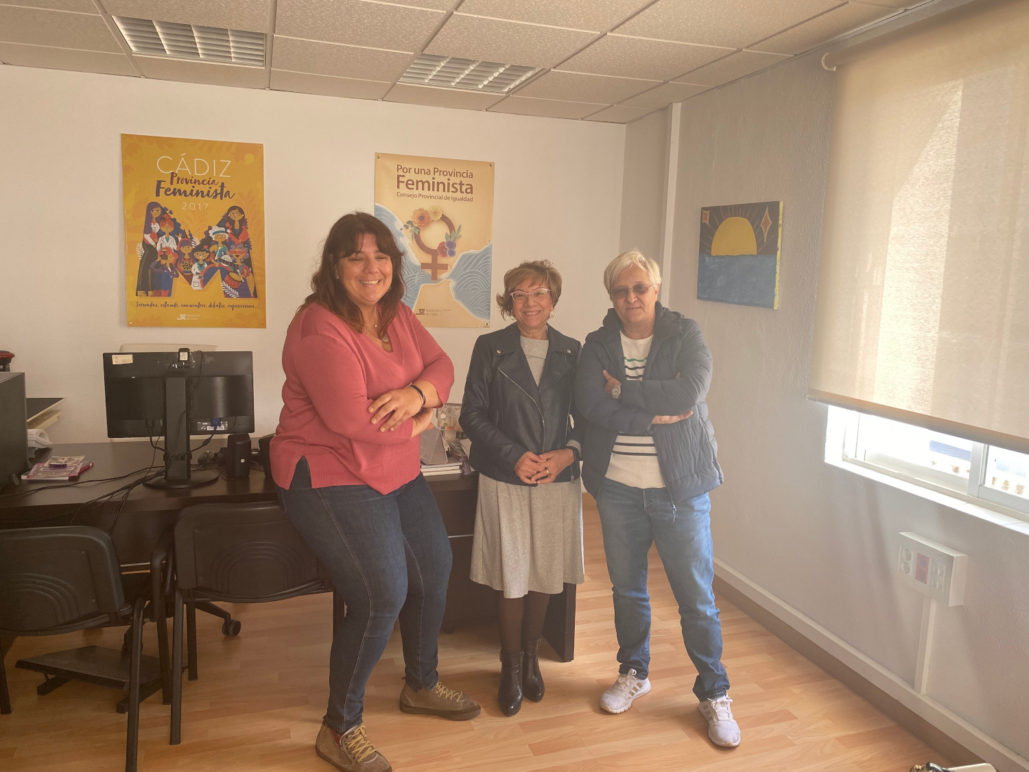 Carmen Collado con representantes de Cadiz Abolicionista