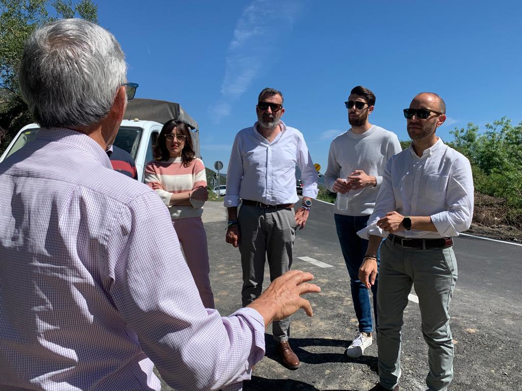 Pizarro y Garcia Ramirez conversan con vecinos de la ribera de Gaidovar