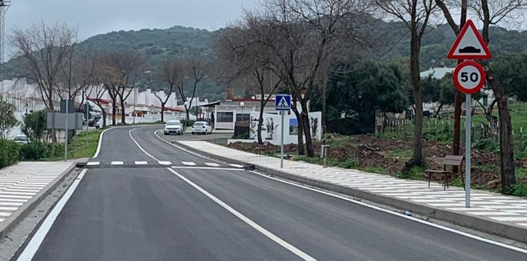 nuevo firme de la carretera CA6200 en Alcala