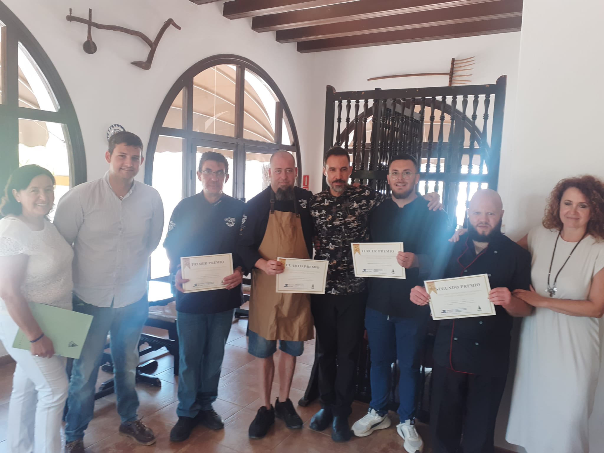 Foto de grupo de los premiados en el Concurso Gastronómico