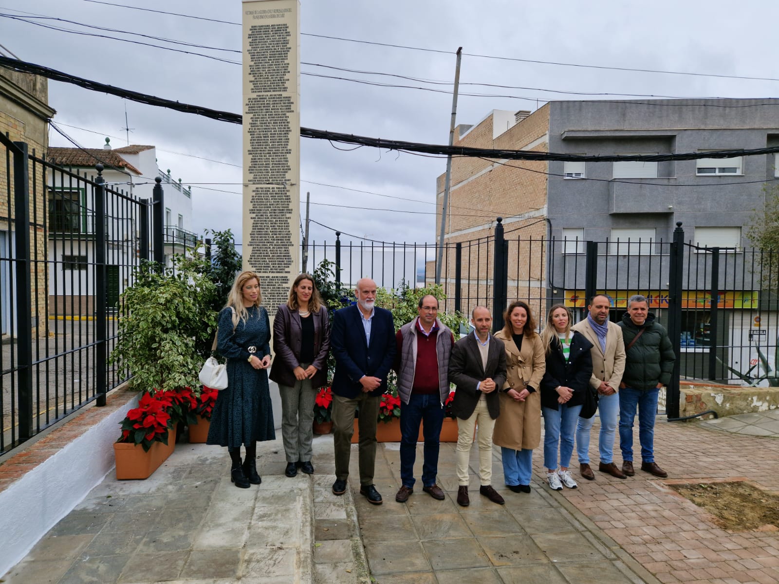 Inauguracion del monolito dedicado a las personas represaliadas de la Sierra
