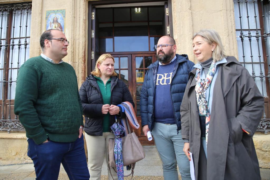 Javier Bello y Ana María Bertón visitan Bornos y se reunen con el alcalde, Hugo Palomares