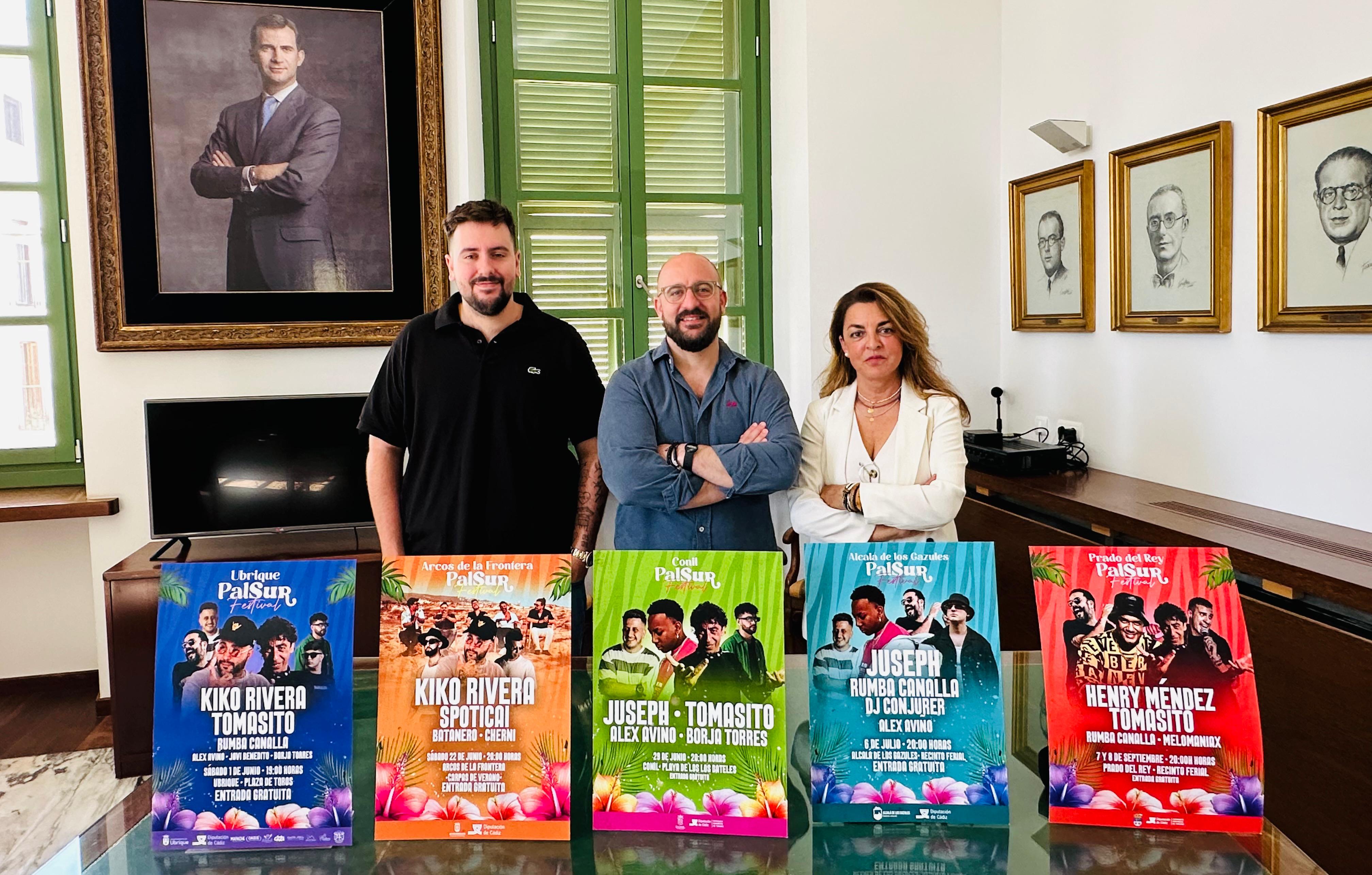 Beardo con los carteles del festival PalSur
