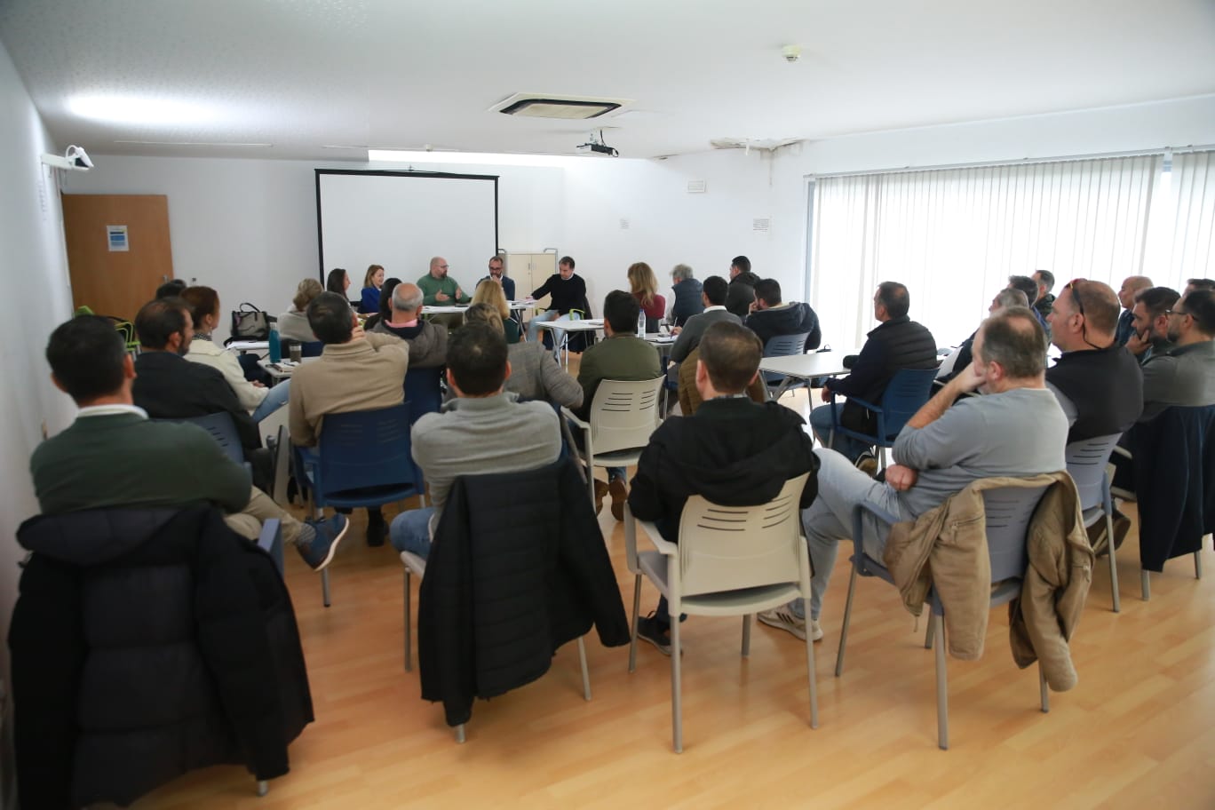 Encuentro con personal del PFEA