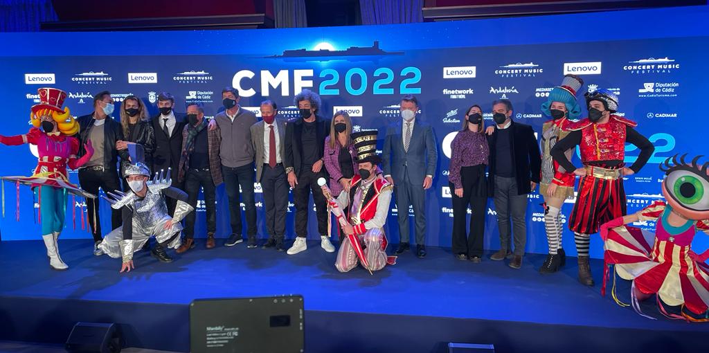 Foto de familia de la presentación del Concert Music Festival